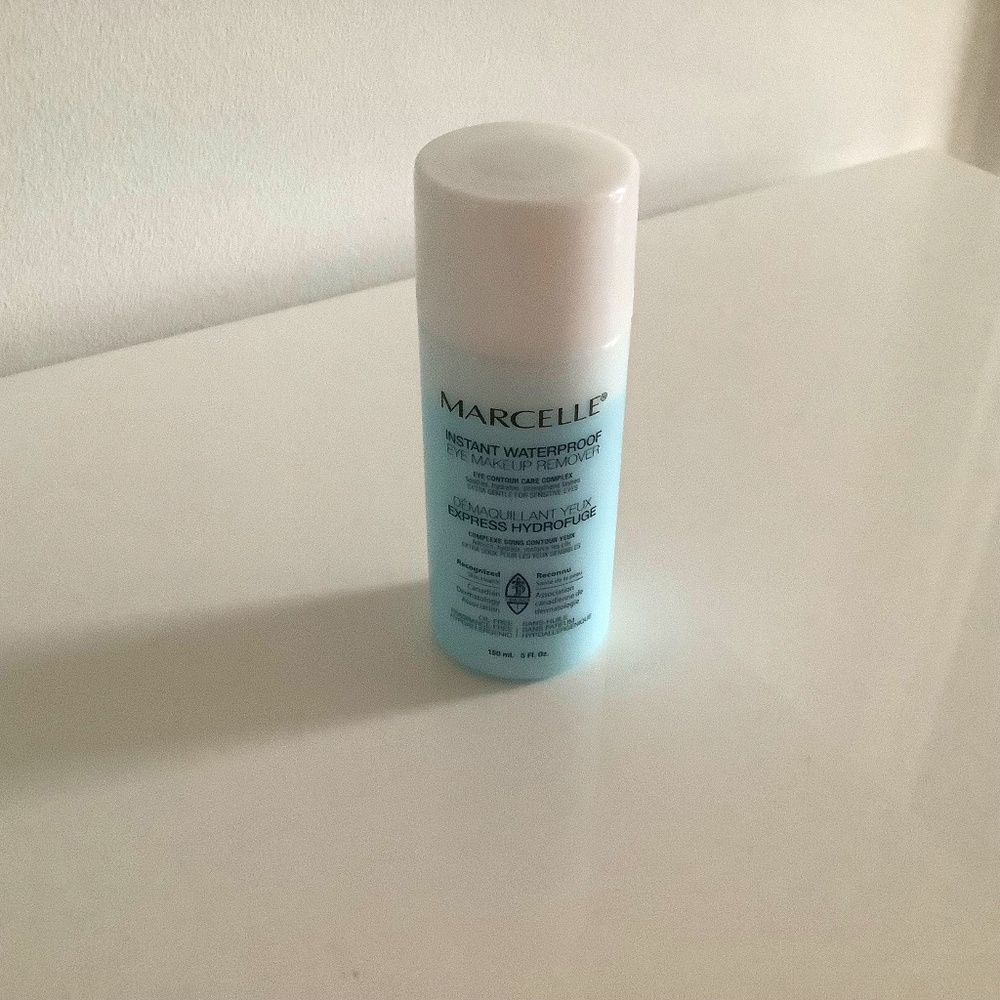🎁 Gift with purchase! Marcelle makeup remover 🎁